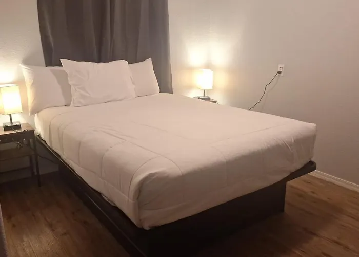 82A Grand Canyon South Rim Studio Sleeps 2- Yukon