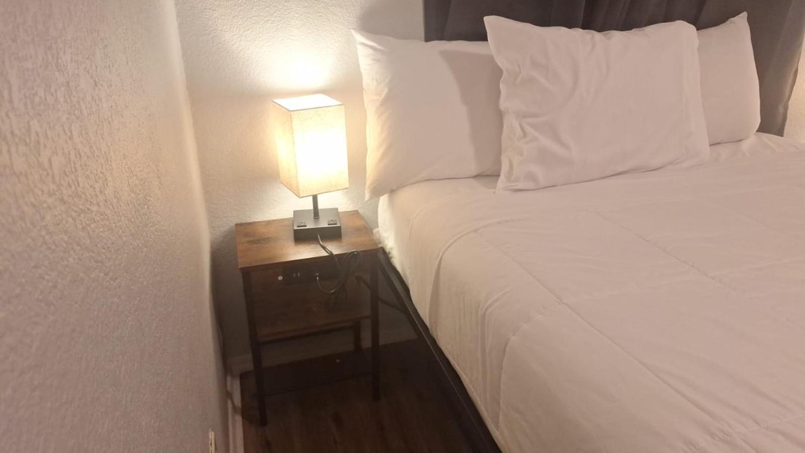 82a Grand Canyon South Rim Sleeps 2- Yukon